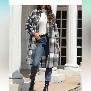 Shacket duster long sleeve black gray and white plaid with pockets